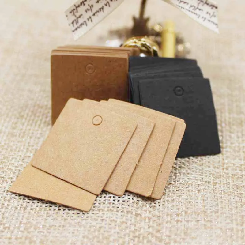ป้ายราคาแขวนเสื้อผ้าขนาดเล็ก 2 - Kraft Hang Tag บทวิจารณ์และราคา